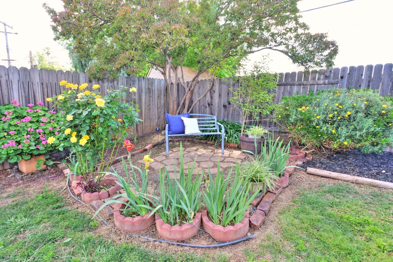 Final back landscaping view